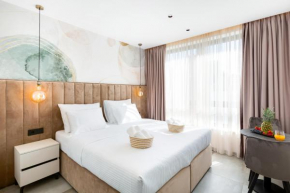 Fly Room - S8 - MPolo